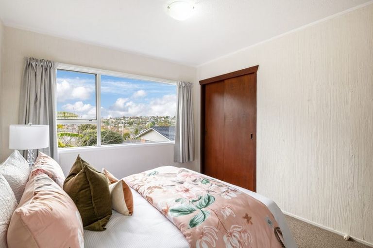 Photo of property in 2/3 Northwick Place, Hillcrest, Auckland, 0627