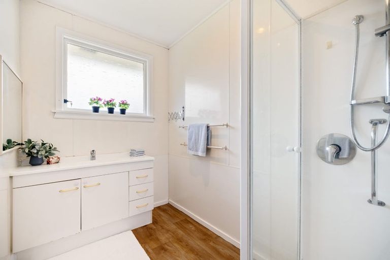 Photo of property in 2/4 Apollo Place, Papanui, Christchurch, 8052