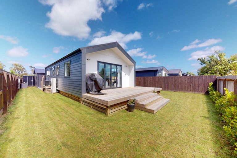 Photo of property in 27 Walton Street, Bulls, 4818