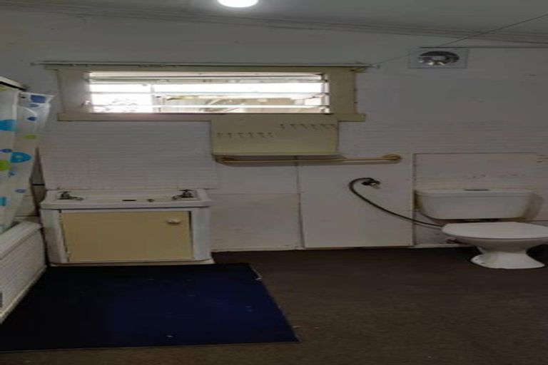 Photo of property in 36a Titirangi Road, New Lynn, Auckland, 0600