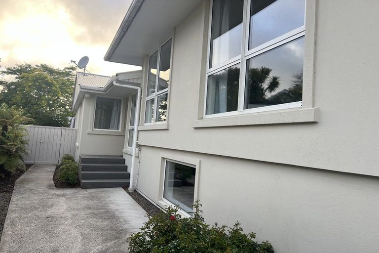 Photo of property in 1/14a Garreg Road, Fendalton, Christchurch, 8052