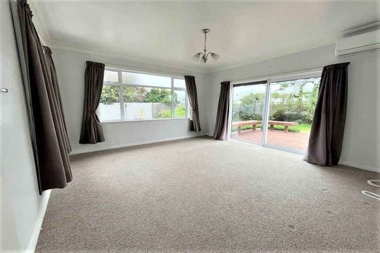 Photo of property in 28 Raglan Street, Lansdowne, Masterton, 5810