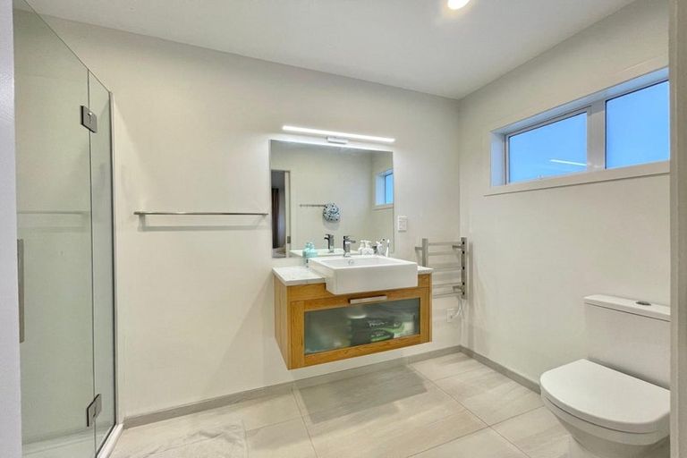 Photo of property in 11 Hislop Way, Johnsonville, Wellington, 6037