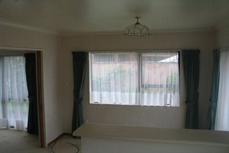 Photo of property in 63 Waiwhetu Road, Waterloo, Lower Hutt, 5011