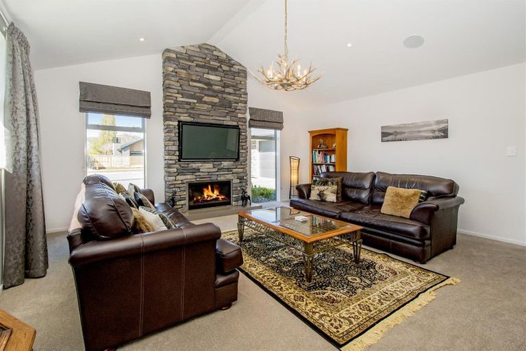 Photo of property in 20 Ardrossan Way, Tai Tapu, 7672