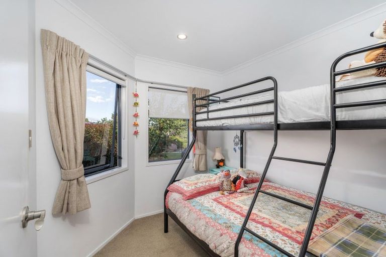 Photo of property in 18 Ringwood Place, Whitianga, 3510