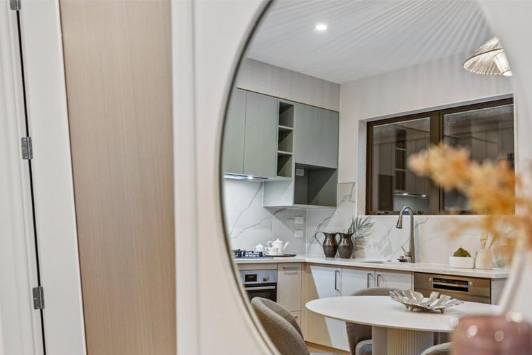 Photo of property in 21 Paretao Street, Massey, Auckland, 0614