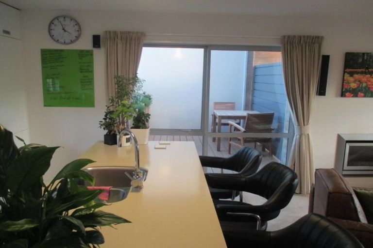 Photo of property in 3/63 Burke Street, Addington, Christchurch, 8024