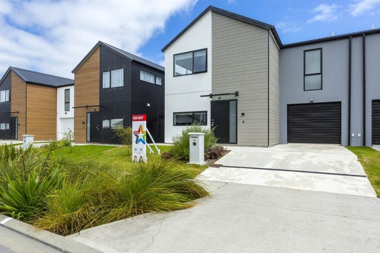Photo of property in 18 Cynisca Crescent, Wallaceville, Upper Hutt, 5018