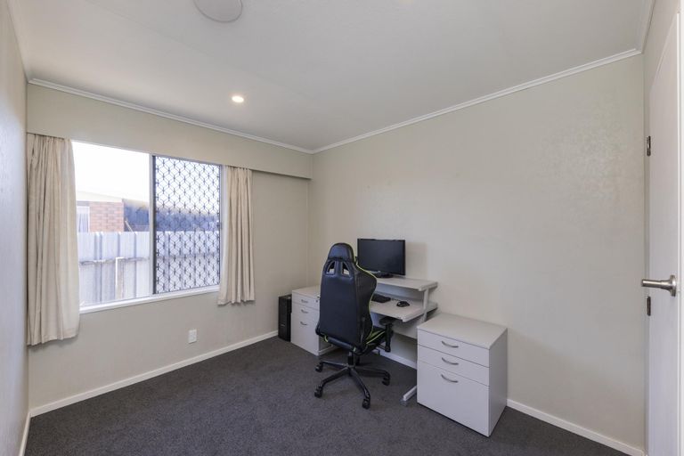 Photo of property in 1 Wyndham Street, Awapuni, Palmerston North, 4412