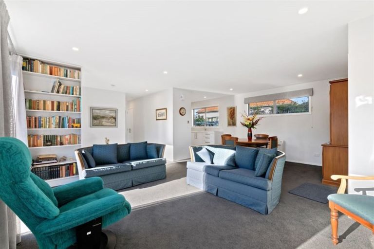 Photo of property in 1/64 Hewitts Road, Merivale, Christchurch, 8014