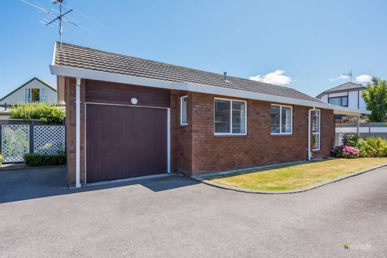 Photo of property in 90a Epuni Street, Epuni, Lower Hutt, 5011