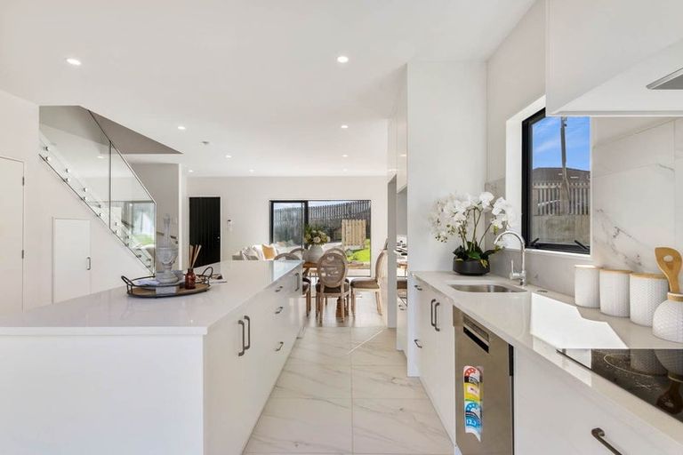 Photo of property in 16a Wahine Street, Papakura, 2110