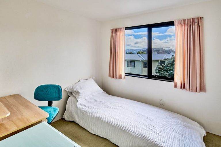 Photo of property in 13 Tamahine Street, Maupuia, Wellington, 6022