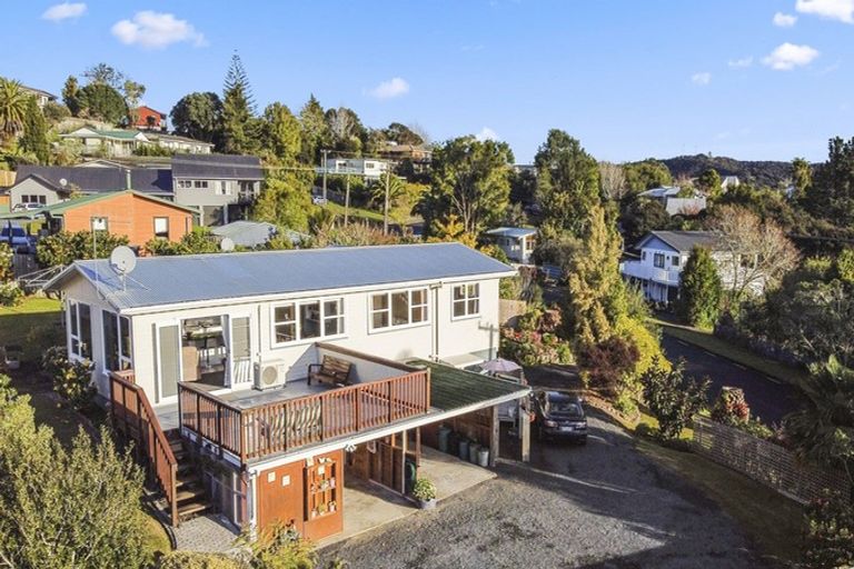 Photo of property in 31 Yorke Road, Haruru, 0204