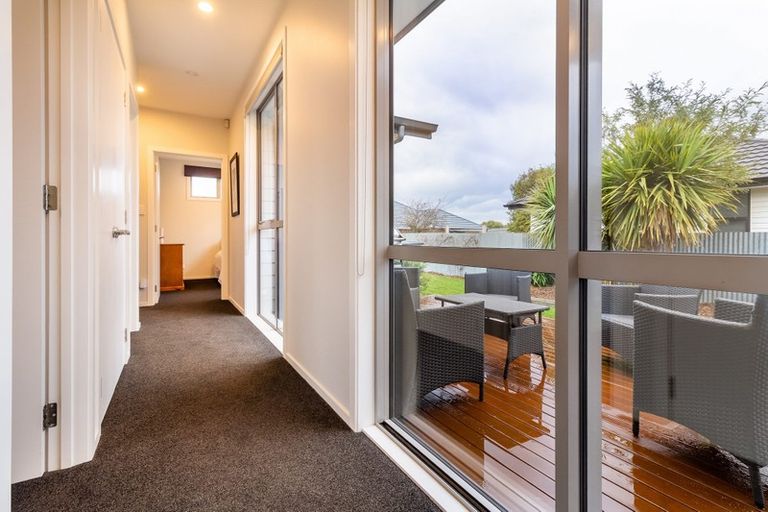 Photo of property in 168 Travis Road, New Brighton, Christchurch, 8083