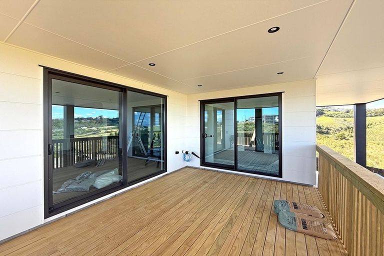Photo of property in 30 Ridgehill Rise, Flat Bush, 2019