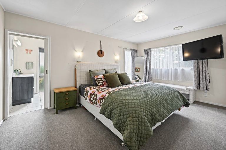 Photo of property in 17 Sala Street, Whakarewarewa, Rotorua, 3010