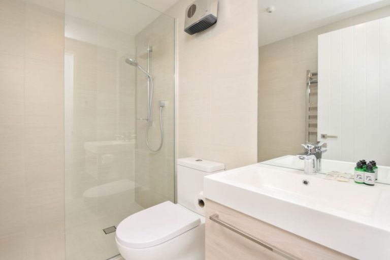 Photo of property in 10 Highlands Close, Queenstown, 9300