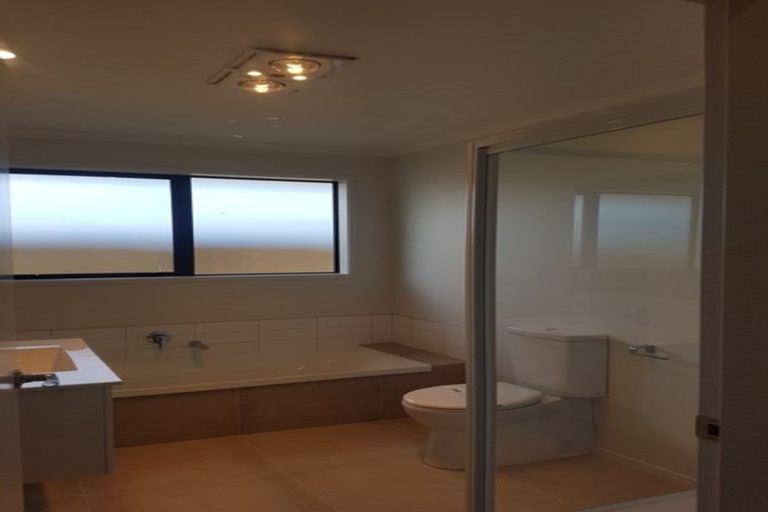 Photo of property in 9 Furlong Road, Papamoa, 3118