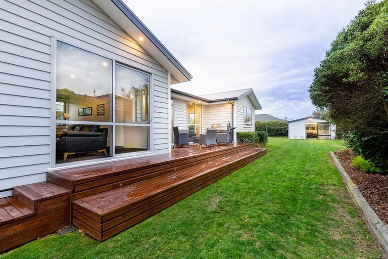 Photo of property in 168 Travis Road, New Brighton, Christchurch, 8083