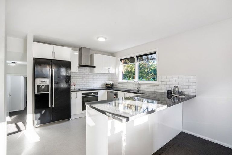 Photo of property in 5 Parkstone Avenue, Ilam, Christchurch, 8041