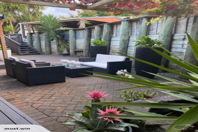 Photo of property in 161a Don Buck Road, Massey, Auckland, 0614