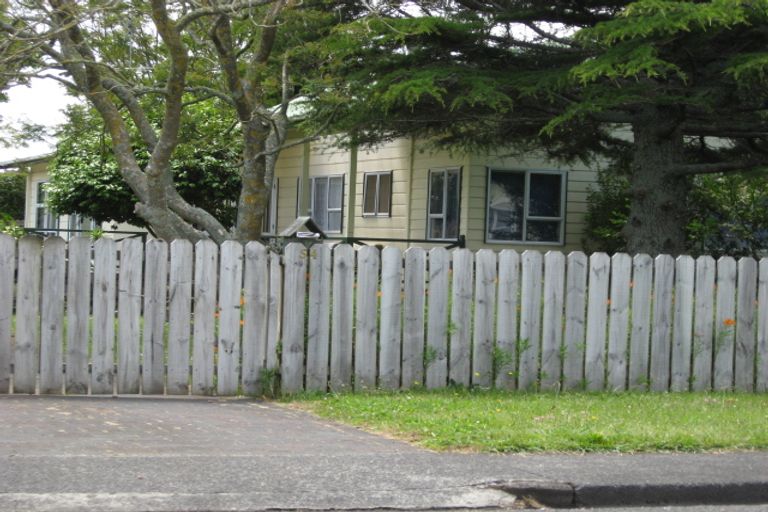 Photo of property in 54 Wellington Street, Pukekohe, 2120