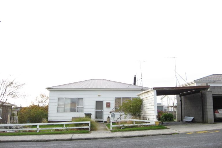 Photo of property in 25 Exmouth Street, Kaitangata, 9210