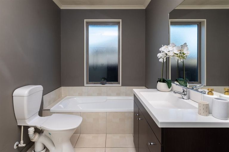 Photo of property in 1a Andrews Crescent, Spreydon, Christchurch, 8024