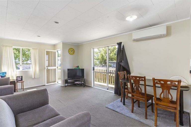 Photo of property in 5 Kinvig Place, Ranui, Auckland, 0612