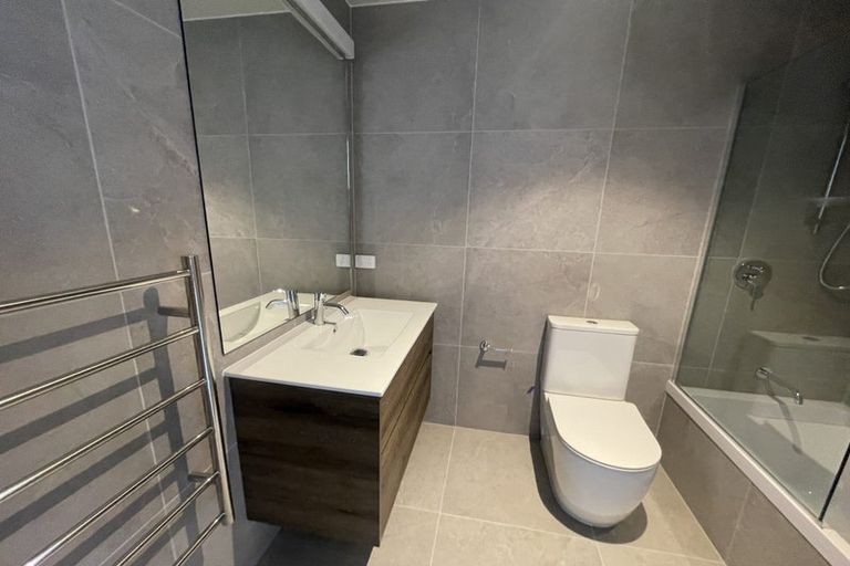 Photo of property in 11b Windlass Street, Long Bay, Auckland, 0630