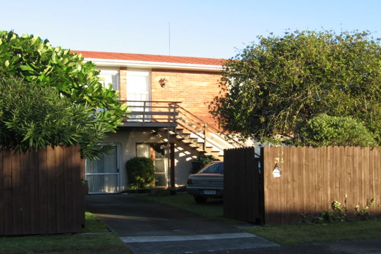 Photo of property in 21 Lillian Place, Orewa, 0931
