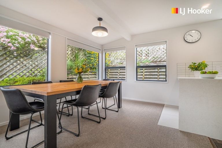 Photo of property in 72 Hocken Street, Kenmure, Dunedin, 9011