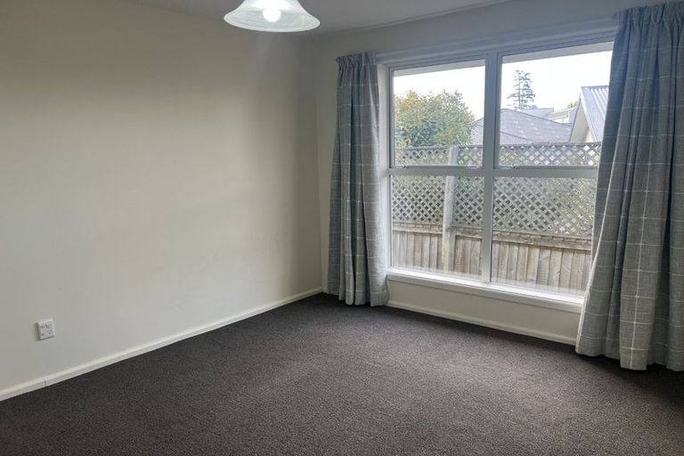 Photo of property in 1/14a Garreg Road, Fendalton, Christchurch, 8052