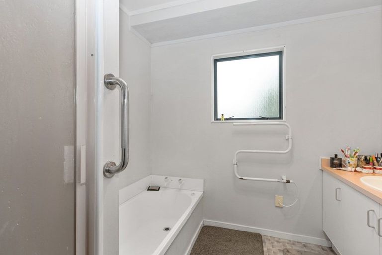 Photo of property in 12b Macdonald Road, Glenview, Hamilton, 3206