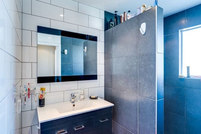 Photo of property in 37 Plunket Street, Tamatea, Napier, 4112