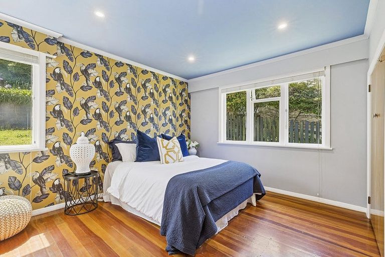 Photo of property in 12 Raroa Place, Pukerua Bay, 5026