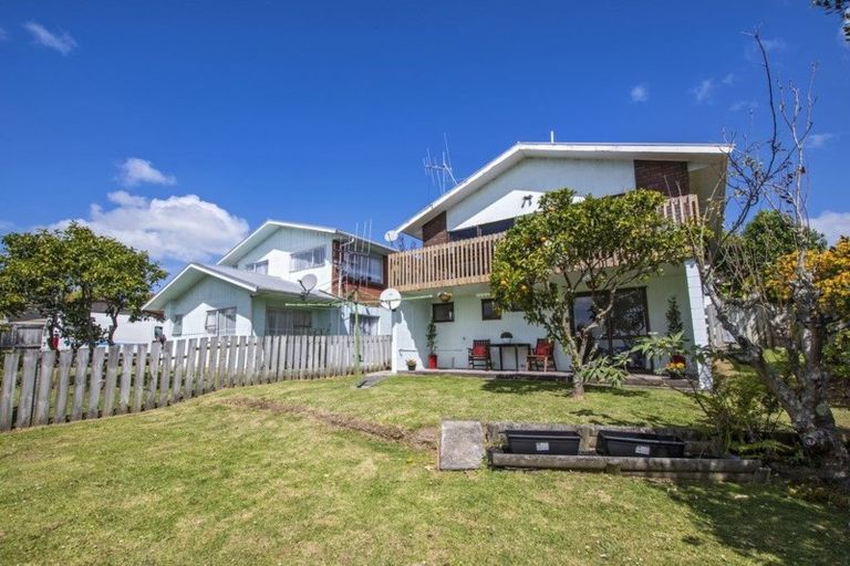 Photo of property in 15 Raewyn Street, Morningside, Whangarei, 0110