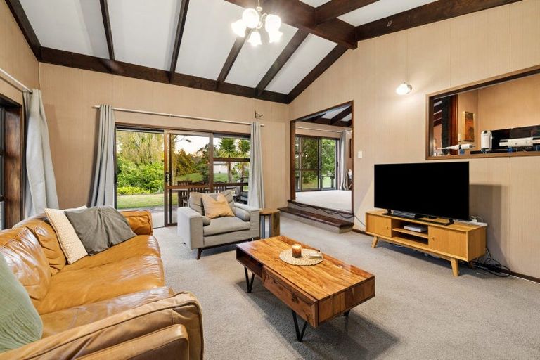 Photo of property in 27 Elliot Street, Riverhead, 0820