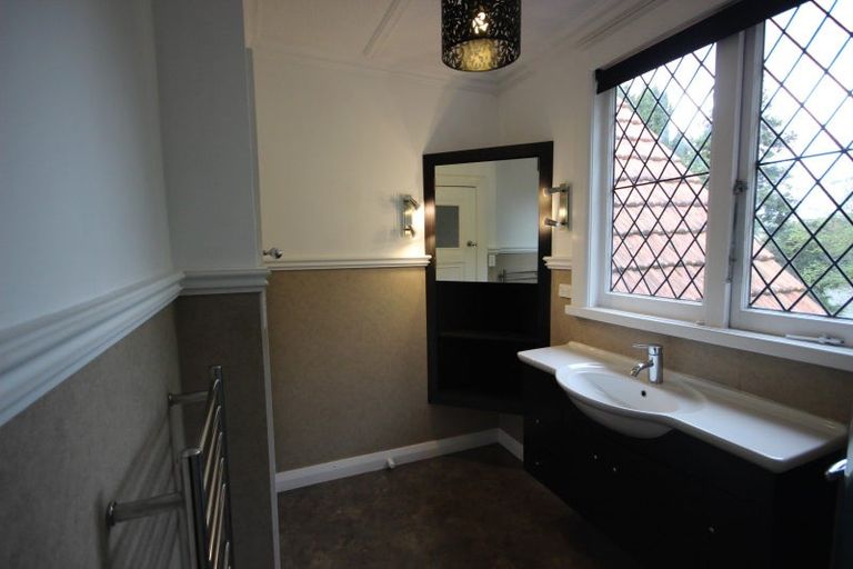 Photo of property in 361 College Street, West End, Palmerston North, 4410