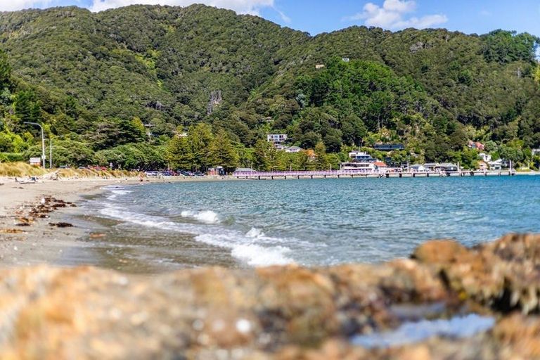 Photo of property in 609 Marine Drive, Days Bay, Lower Hutt, 5013