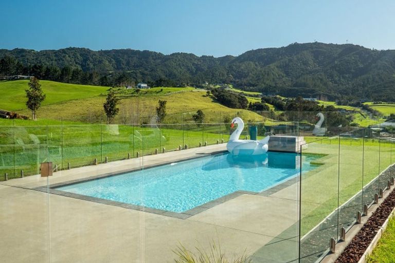Photo of property in 64 Lakeview Lane, Mangawhai, 0573