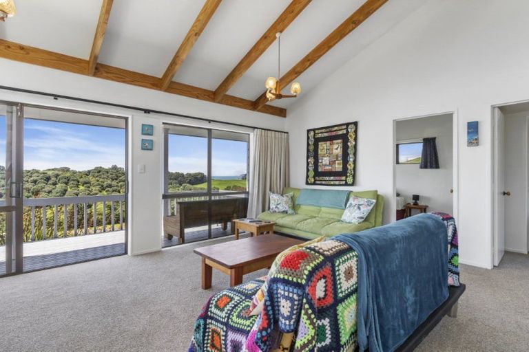 Photo of property in 435 Onemana Drive, Onemana, Whangamata, 3691