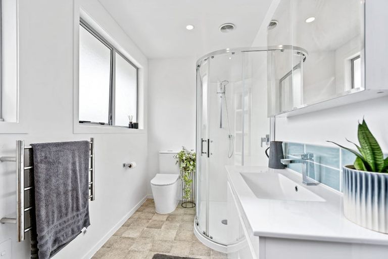 Photo of property in 6 Hilltop Avenue, Morningside, Whangarei, 0110