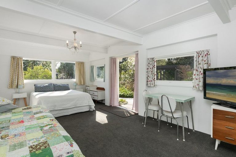 Photo of property in 1 Fairview Place, Te Puke, 3119