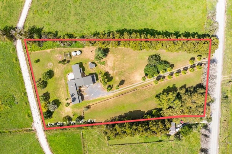 Photo of property in 699 School Road, Tomarata, Wellsford, 0974