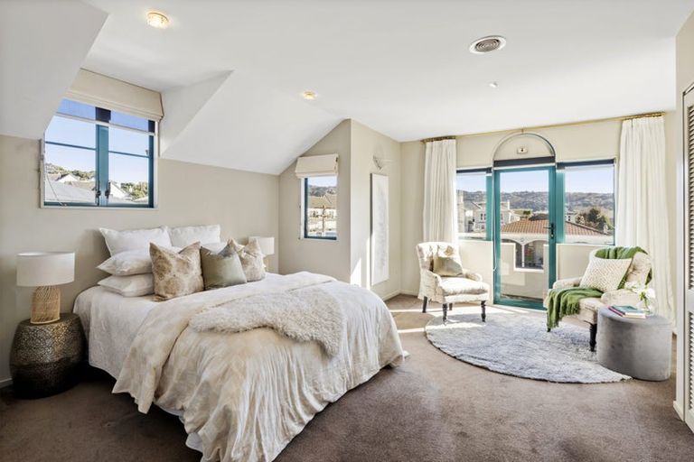 Photo of property in 107 Austin Street, Mount Victoria, Wellington, 6011