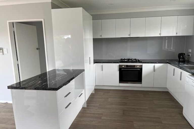 Photo of property in 8 Wembury Grove, Parkvale, Tauranga, 3112