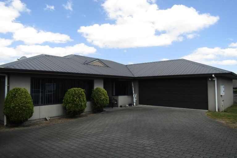 Photo of property in 20 The Grove, Nukuhau, Taupo, 3330